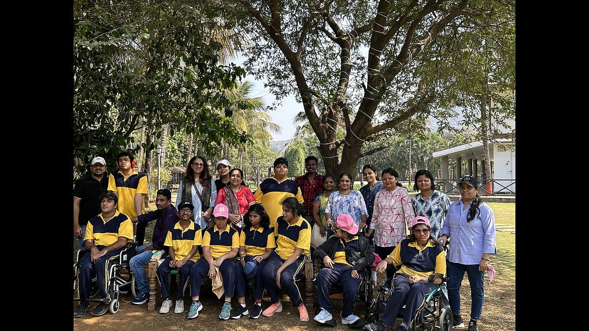 Students of the academy 